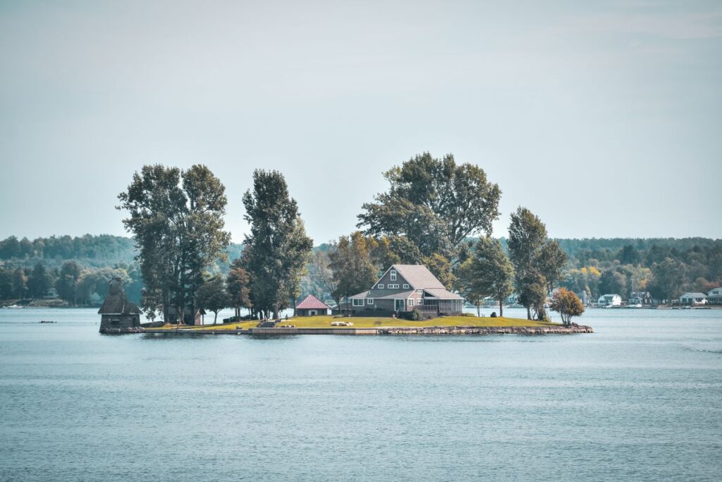 Thousand Islands Ontario in fall