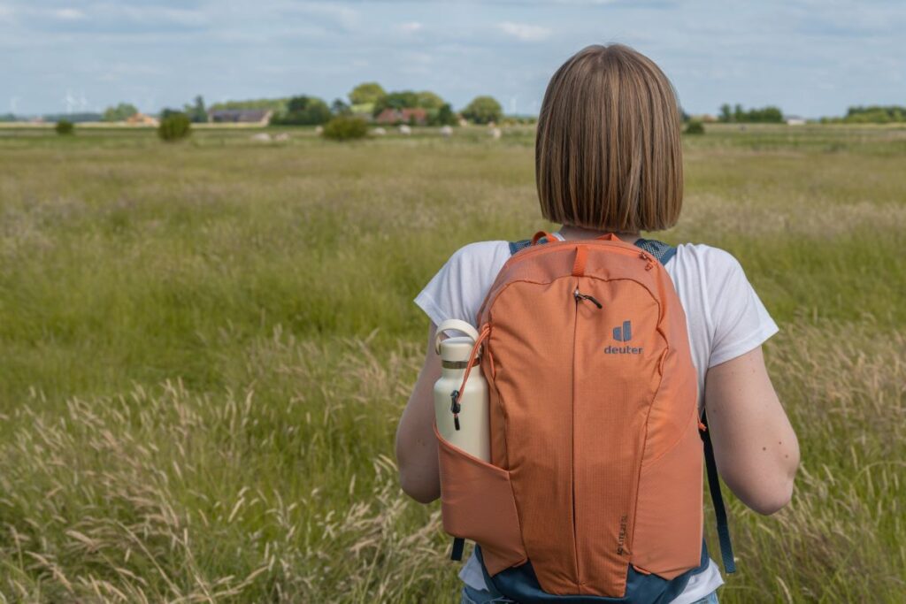 special zipper design deuter AC Lite review